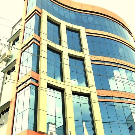 Hotel Apple Park Annexe Tiruchirappalli Exterior foto